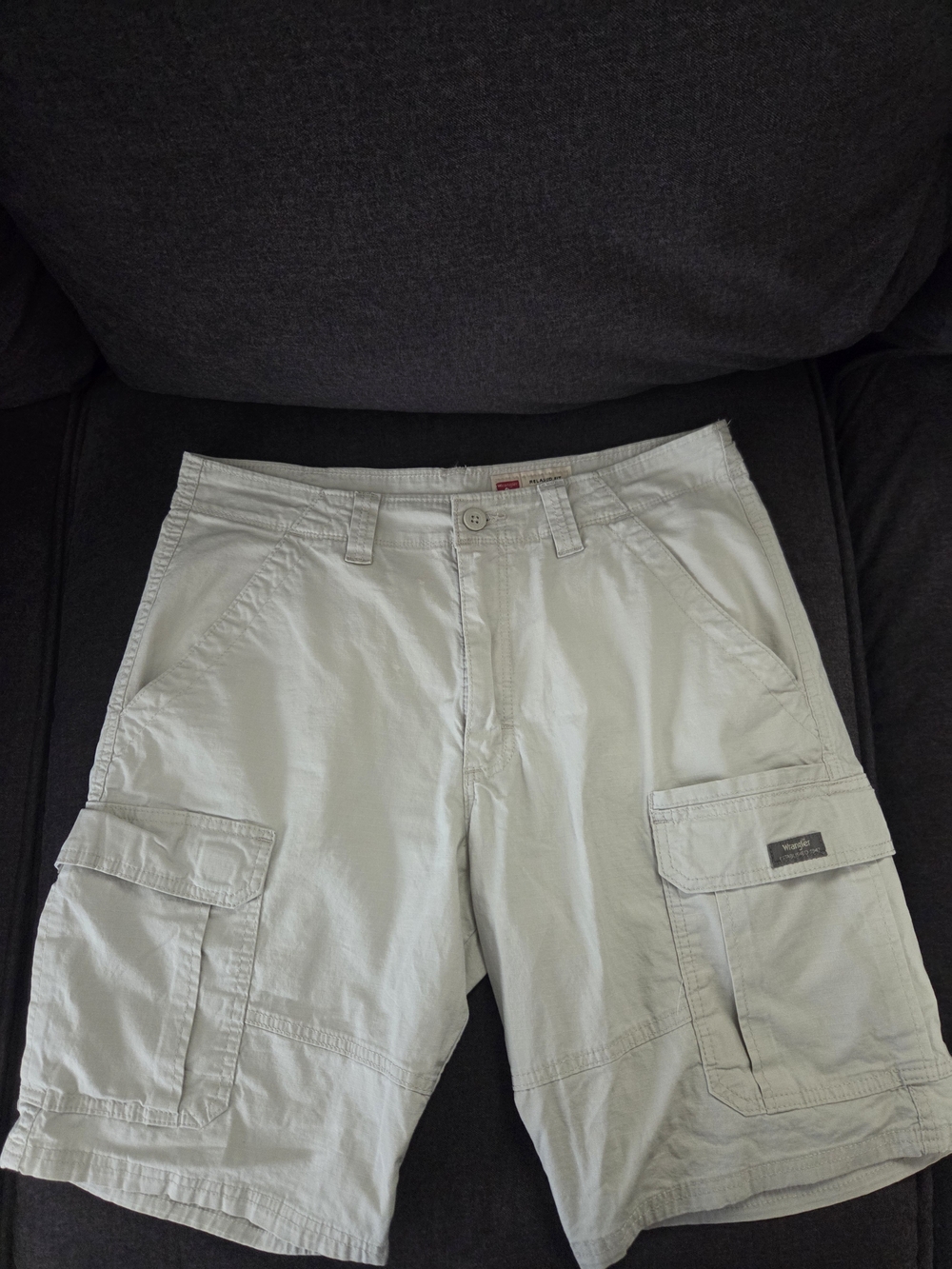 Wrangler Light Khaki Men's Cargo Shorts
